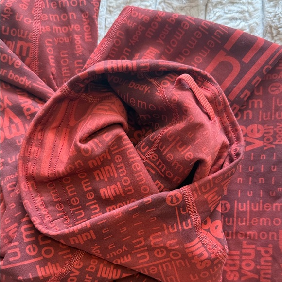 Lululemon Athletica Red Textured Leggings - Picture 4 of 5